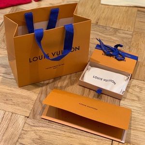Louis Vuitton boxes & bag set
